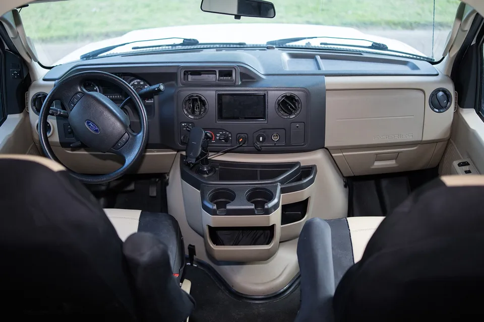 Meet "Bugsy": Easy-Driving Entegra Odyssey 24b