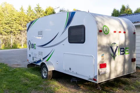 mathieu's Forest River Vibe Travel Trailer