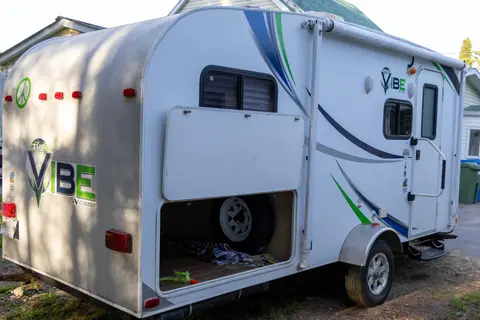 mathieu's Forest River Vibe Travel Trailer