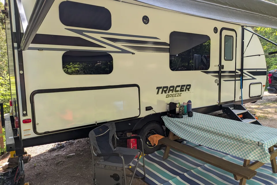 Charles-Antoine - Prime time, Tracer Breeze 22mbd Roulotte