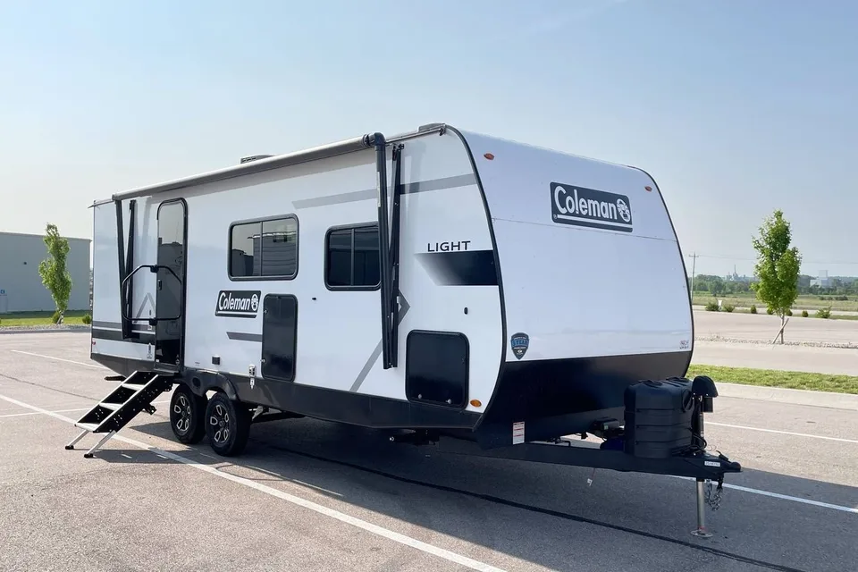 The Traveler Keystone Coleman 22BX Light Travel Trailer