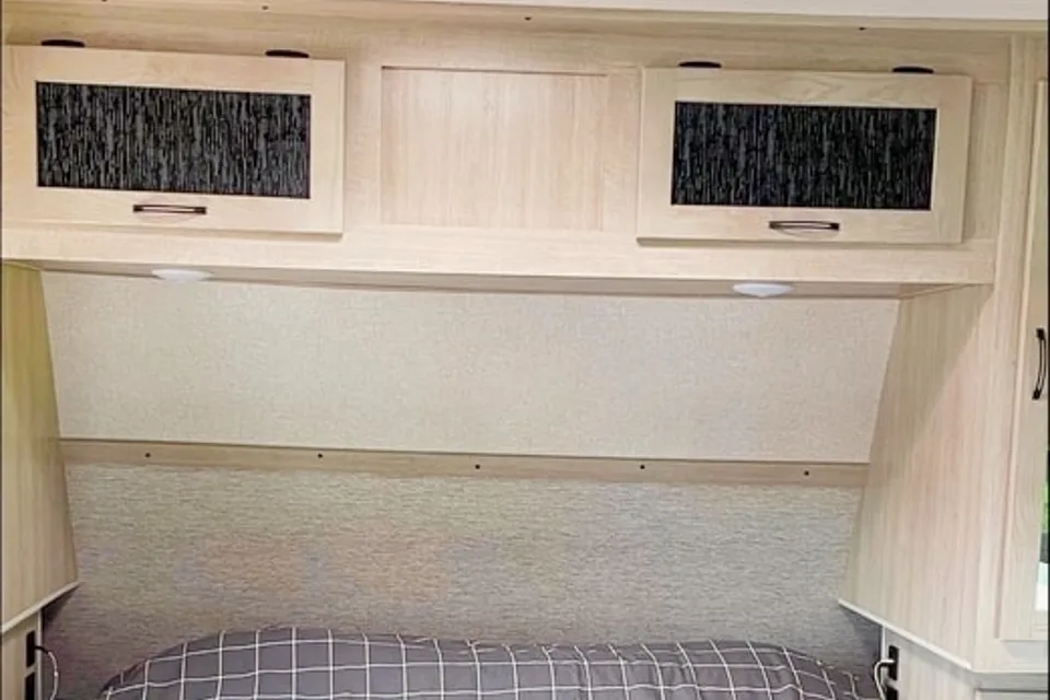 Family Adventurer! 2022- Alta 3150KBH Travel Trailer