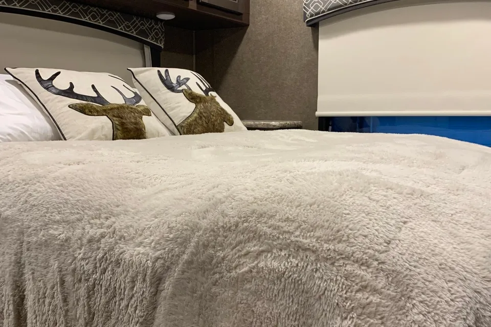 Sleeps 12 - BunkHouse - Pet Friendly -5 TVs!