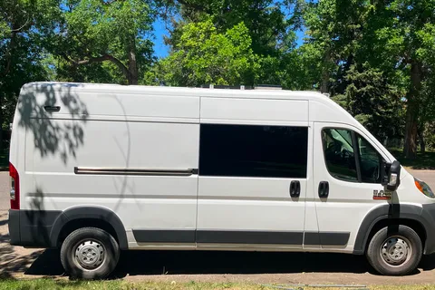 Campervan North America Sportsmobile Bunkhouse Campervan