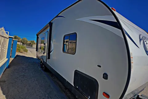 Hernan's Wolf pack Toy hauler
