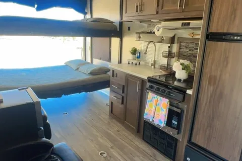 Hernan's Wolf pack Toy hauler