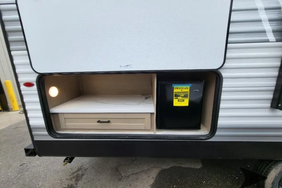 2026 Go Play Getaway: Straight‑Line Family Camping, Made Easy