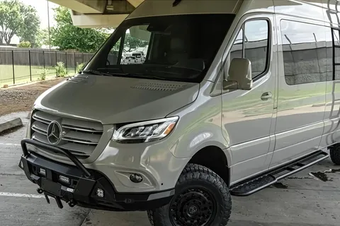 EXECUTIVE OFF ROAD SPRINTER