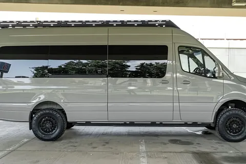 EXECUTIVE OFF ROAD SPRINTER