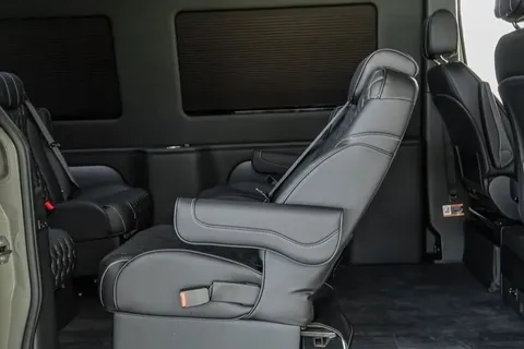 EXECUTIVE OFF ROAD SPRINTER
