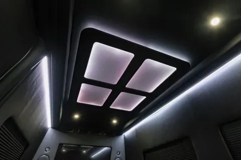 EXECUTIVE OFF ROAD SPRINTER