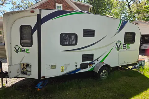 David's Forest River VIBE Travel Trailer