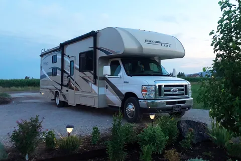 Family Friendly Freedom Elite Bunkhouse Class C
