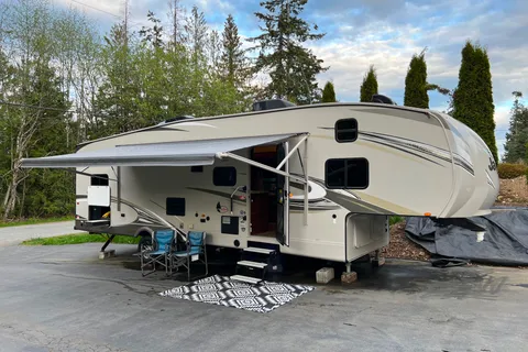 Curt's Jayco 29.5 FBDS Eagle HT Fifth Wheel