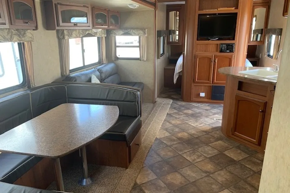 Family Friendly Dutchmen Travel Trailer