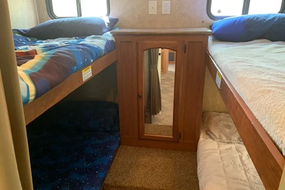 Family Friendly Dutchmen Travel Trailer