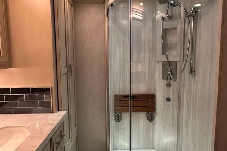 Gayle's Newmar ventana Class A