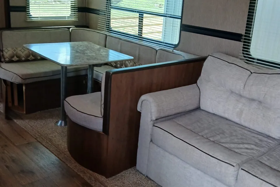 Mark's Aspen Trail 28bhs Travel Trailer