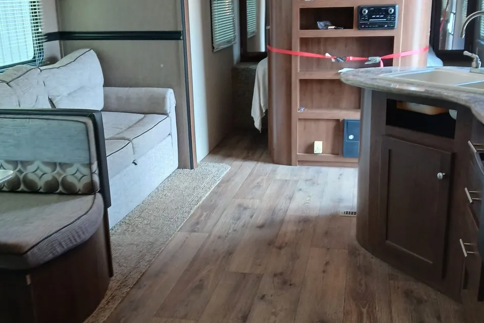 Mark's Aspen Trail 28bhs Travel Trailer