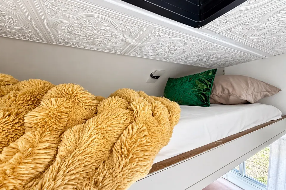 The Cozy Tow-A-Way