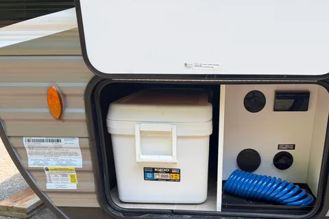 Sabrina's Lantern 214BH Travel Trailer