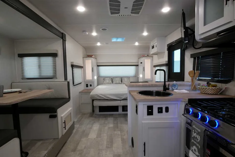 Forest River Nobo 20.3 Travel Trailer