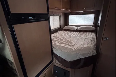 Thor Motor Coach Freedom Elite 22E Class C