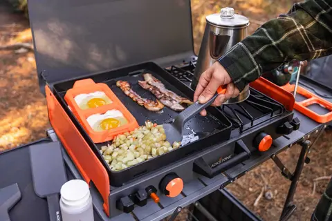 Coleman 17B Easy Tow Pet Friendly