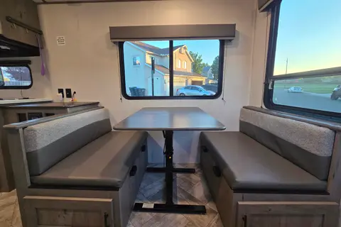 Kevin's Keystone Springdale 222RDWE Travel Trailer