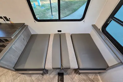 Kevin's Keystone Springdale 222RDWE Travel Trailer