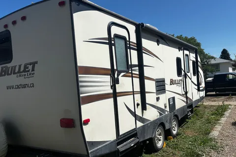Kyle's Keystone Bullet Travel Trailer