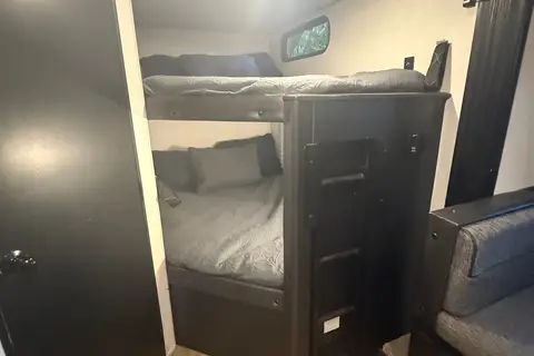 Aunt Annie's Attic Forest River 26DBH Travel Trailer