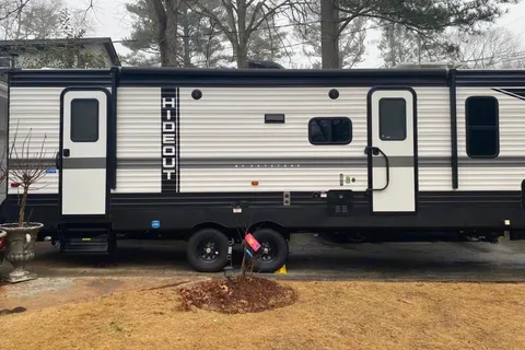 *Adventurous* 2023 Keystone Hideout: Sleeps 8