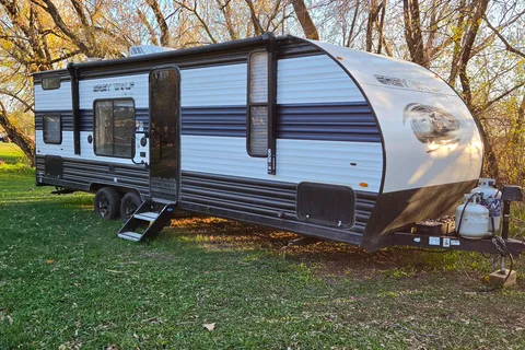Forest River Grey Wolf 26DSJE Travel Trailer