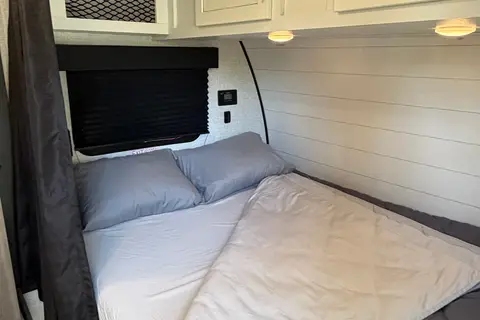 Easy Tow Bunkhouse | 7' Wide w/Slide-Out | Off-Grid