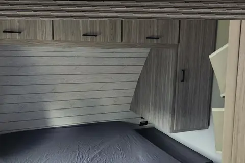 Matt and Candi's all inclusive family camper 2B2B Off Grid Generator Available