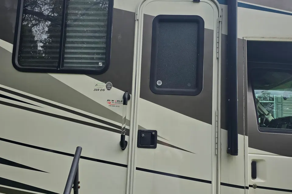 Todd's Coachmen Leprechaun Class C