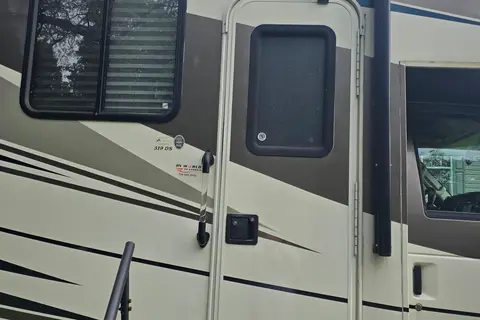 Todd's Coachmen Leprechaun Class C