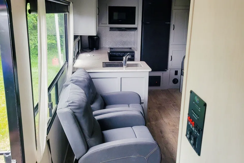 Ryan 's Forest River Vibe 26RK Travel Trailer