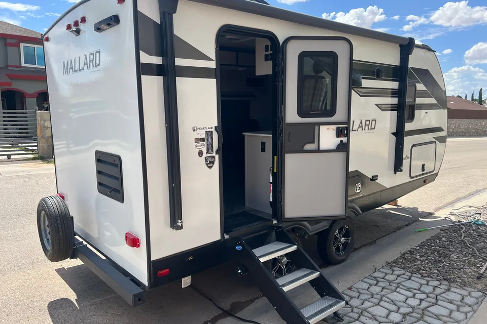 Heartland Mallard M210RB Travel TrailerFlores enterprises
