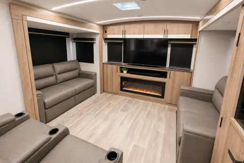 Meet "Ginger" Sleeps 6!  Grand Design Imagine Travel Trailer