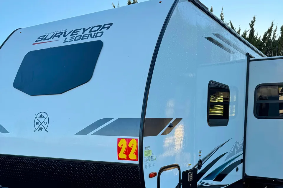 Eddie’s Forest River 276bhle Travel Trailer