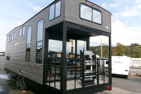 Lindy's Forest River Timberwolf 20og Travel Trailer