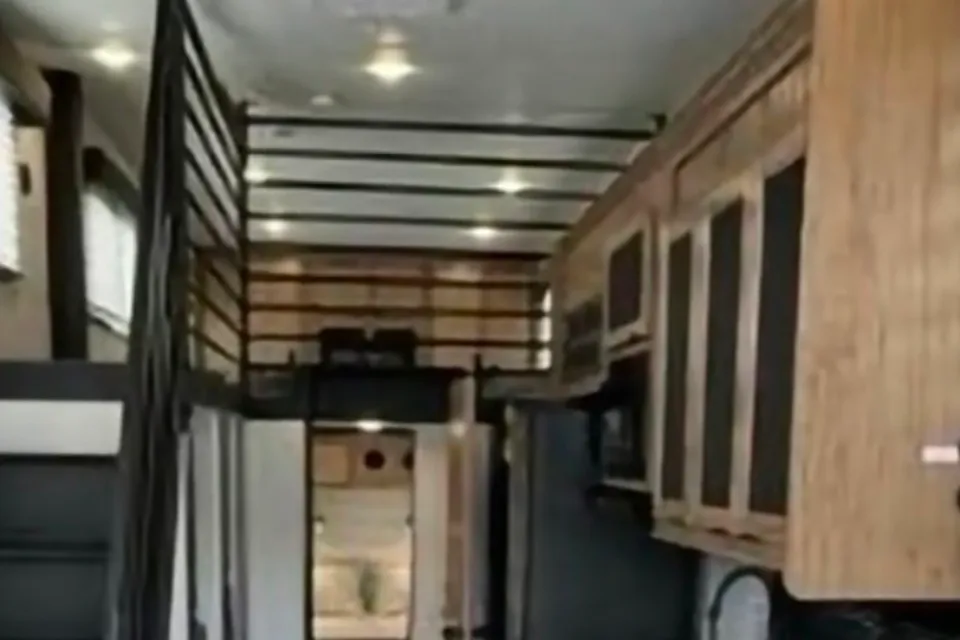 Lindy's Forest River Timberwolf 20og Travel Trailer
