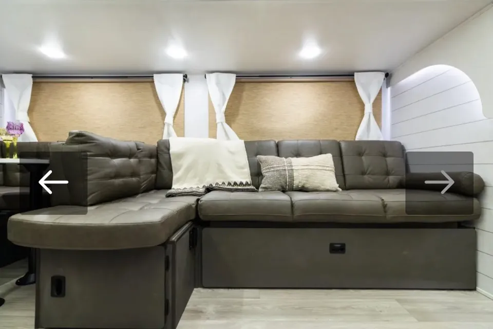Pat's Wildwood Platinum 31KOBTSX Travel Trailer