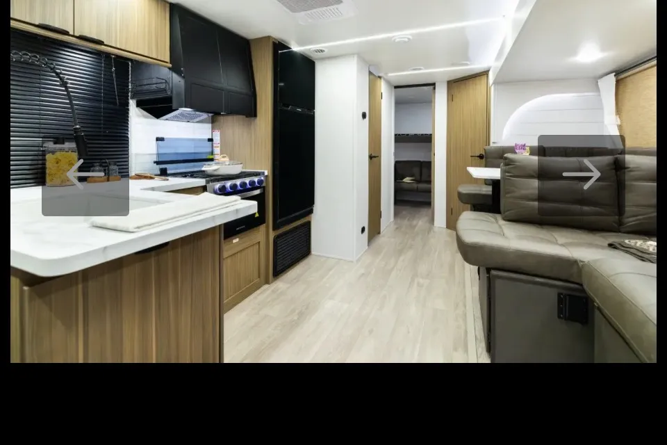 Pat's Wildwood Platinum 31KOBTSX Travel Trailer
