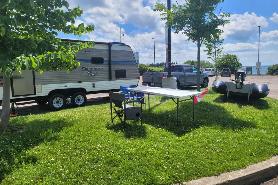 2021!! MOTORIZED FISHING BOAT! E-BIKES! MOVIE PROJECTOR! BBQs! Moe's KZ Sportsmen 190 Toyhauler