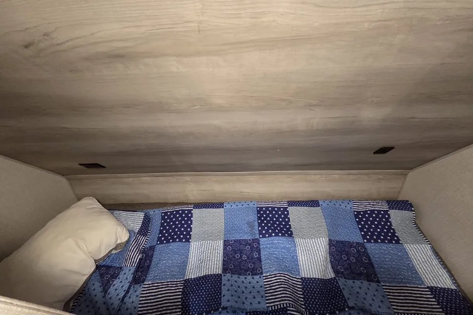 2021!! MOTORIZED FISHING BOAT! E-BIKES! MOVIE PROJECTOR! BBQs! Moe's KZ Sportsmen 190 Toyhauler
