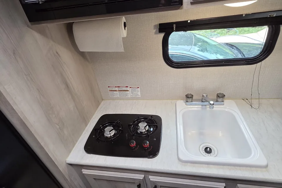 2021!! MOTORIZED FISHING BOAT! E-BIKES! MOVIE PROJECTOR! BBQs! Moe's KZ Sportsmen 190 Toyhauler