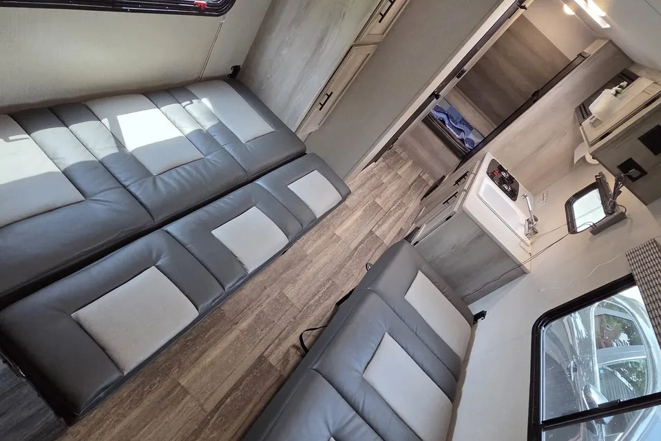 2021!! MOTORIZED FISHING BOAT! E-BIKES! MOVIE PROJECTOR! BBQs! Moe's KZ Sportsmen 190 Toyhauler